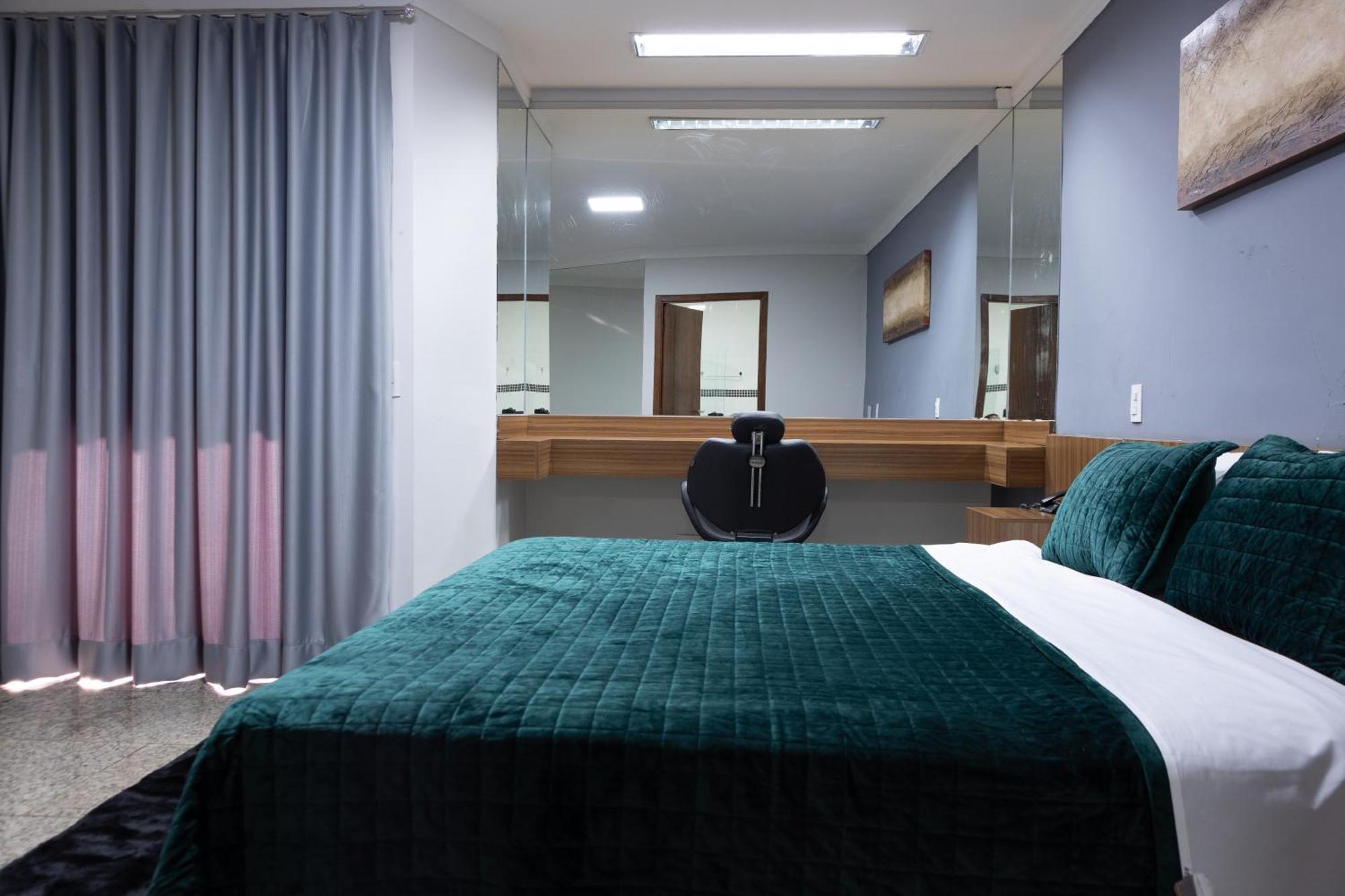 Bombonato Hotel - Facil Acesso Ao Aeroporto E Parque De Exposicoes Abcz Убераба Екстериор снимка